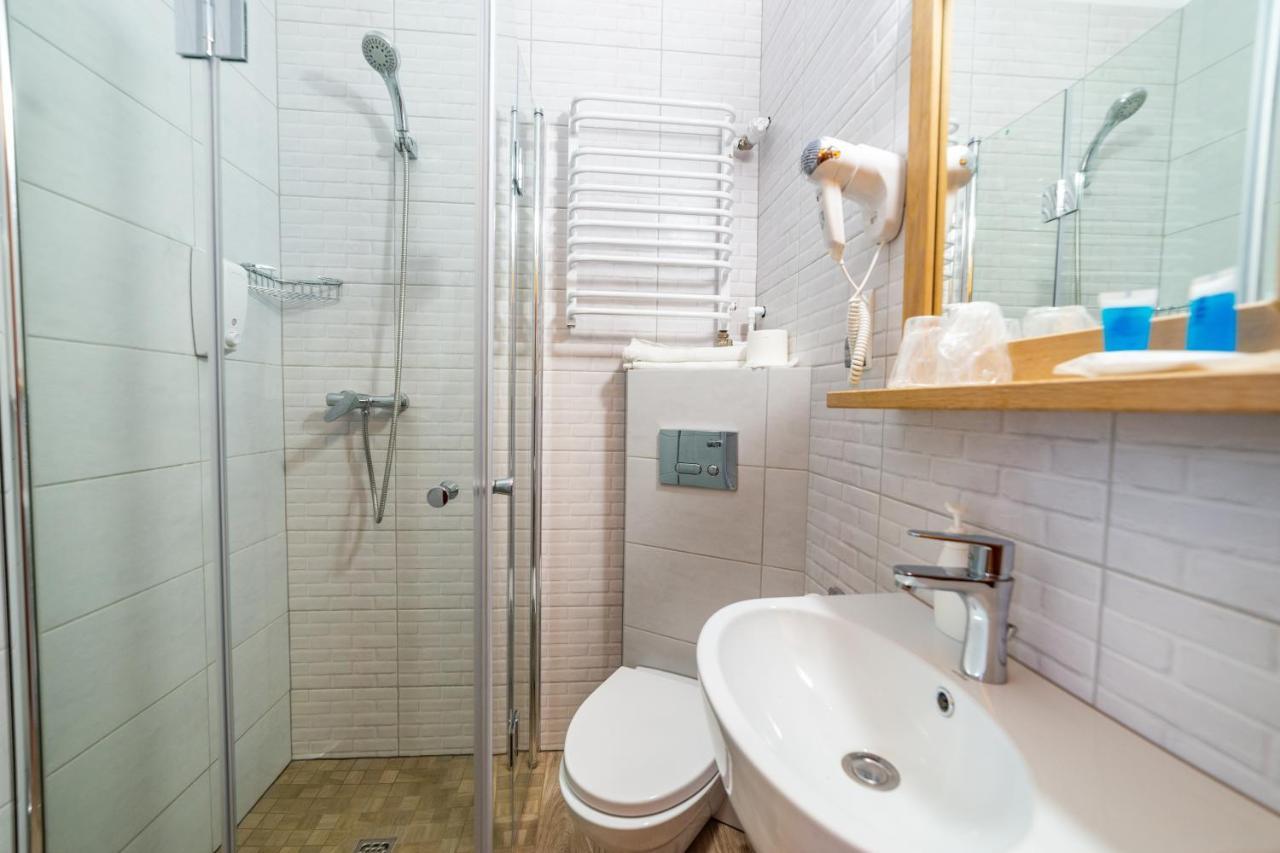 Pokój Dwuosobowy z balkonem